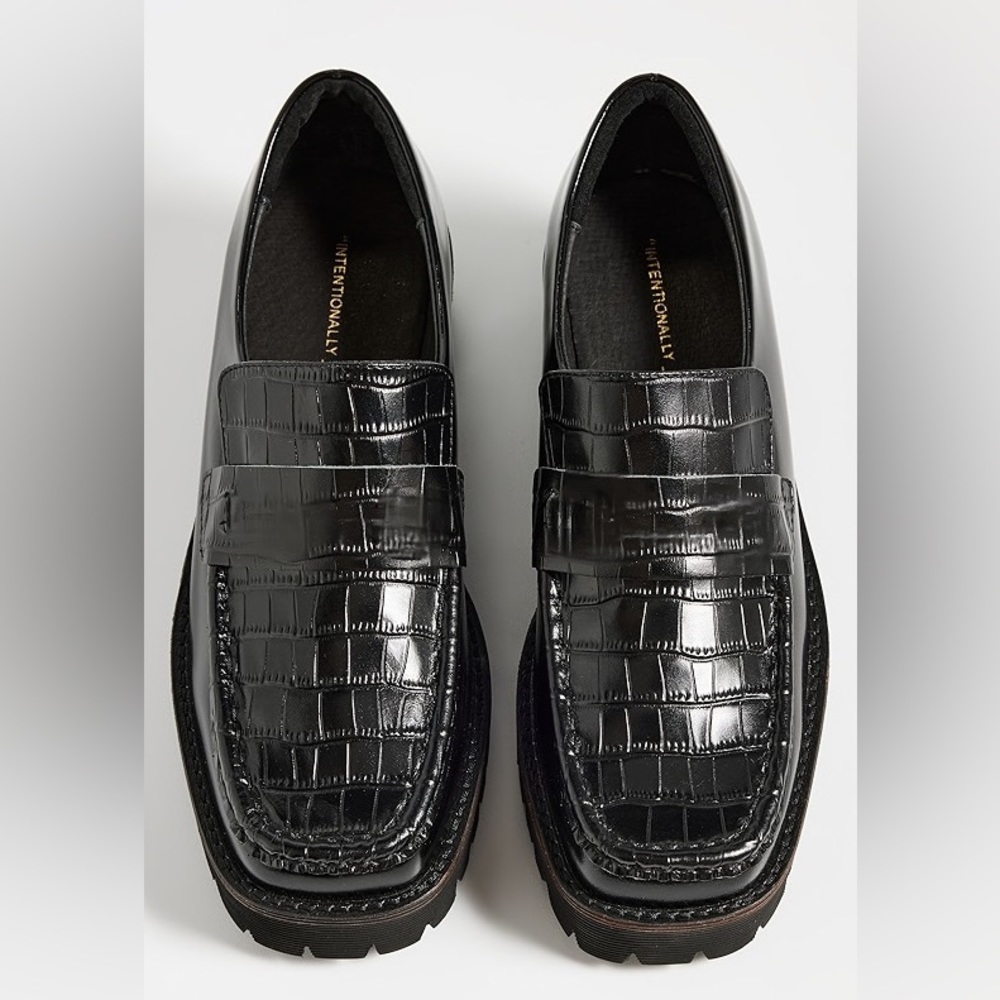 Intentionally Blank Croc Embossed Loafers Lug Sole Sz 7